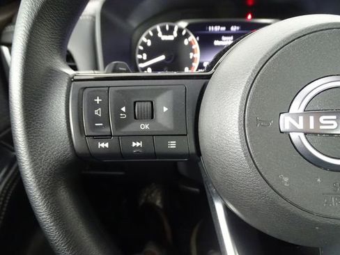 Used 2023 Nissan Rogue SV AWD/4WD image 26