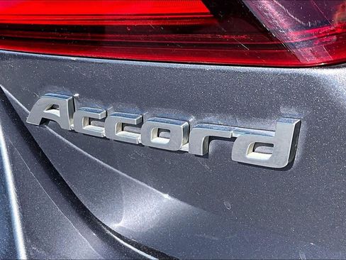 Used 2016 Honda Accord LX image 9