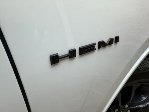 Used 2025 Dodge Durango R/T AWD/4WD image 7
