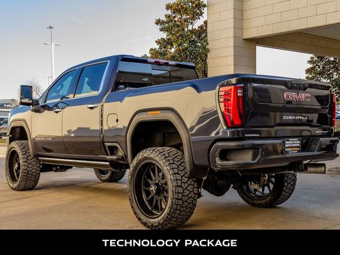 Used 2024 GMC Sierra 2500 Denali w/ Denali Reserve Package image 7