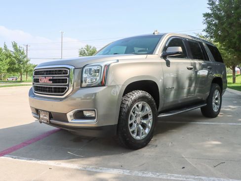 Used 2019 GMC Yukon SLT w/ Open Road Package AWD/4WD image 3