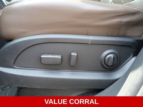 Used 2017 GMC Acadia Limited SLT AWD/4WD image 20