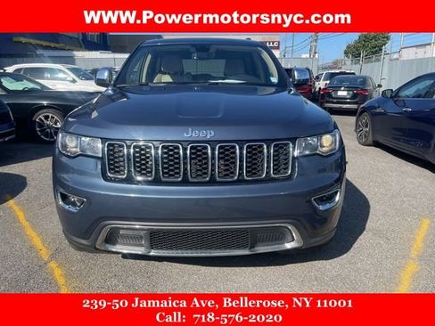 Used 2021 Jeep Grand Cherokee Limited w/ Luxury Group II image 3