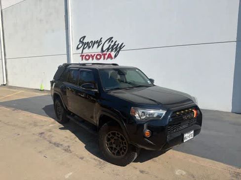 Used 2023 Toyota 4Runner 40th Anniversary SE AWD/4WD image 5