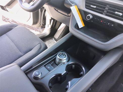 New 2026 Ford Explorer Active RWD image 25