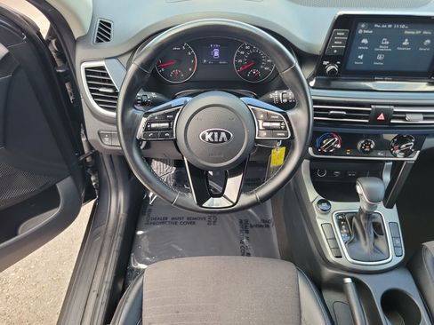Used 2021 Kia Seltos S FWD image 11