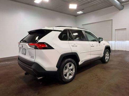 Used 2019 Toyota RAV4 XLE w/ Convenience Package AWD/4WD image 34