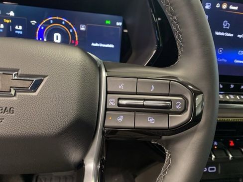 New 2026 Chevrolet Colorado ZR2 w/ Technology Package AWD/4WD image 15
