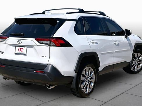 Used 2023 Toyota RAV4 XLE Premium FWD image 13