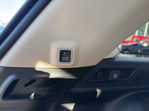 Certified 2022 Jeep Grand Cherokee Limited image 22