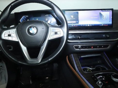 Certified 2024 BMW X7 xDrive40i w/ Executive Package AWD/4WD image 33