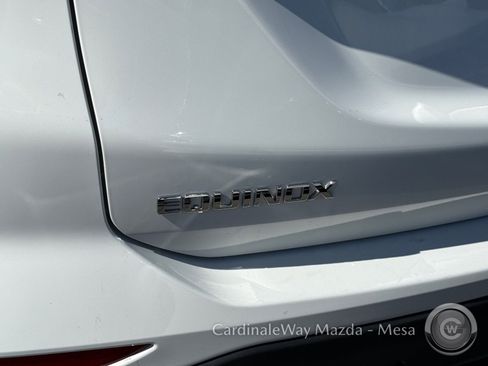 Used 2022 Chevrolet Equinox Premier FWD image 8