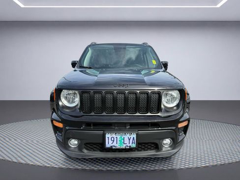 Used 2019 Jeep Renegade Altitude w/ UConnect 8.4 Nav Group AWD/4WD image 10
