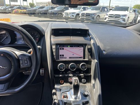 Used 2014 Jaguar F-TYPE S image 29