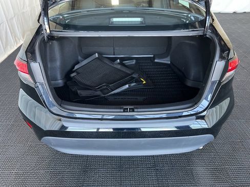 Used 2025 Toyota Corolla LE FWD image 27