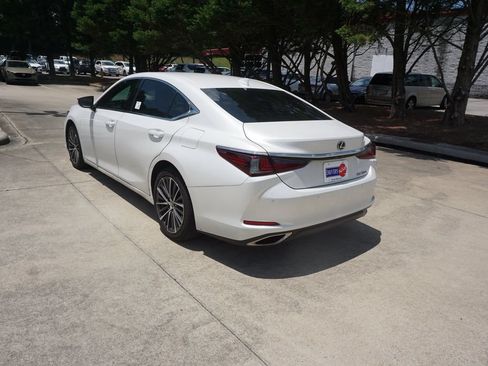 Used 2024 Lexus ES 350 w/ Premium Package FWD image 23