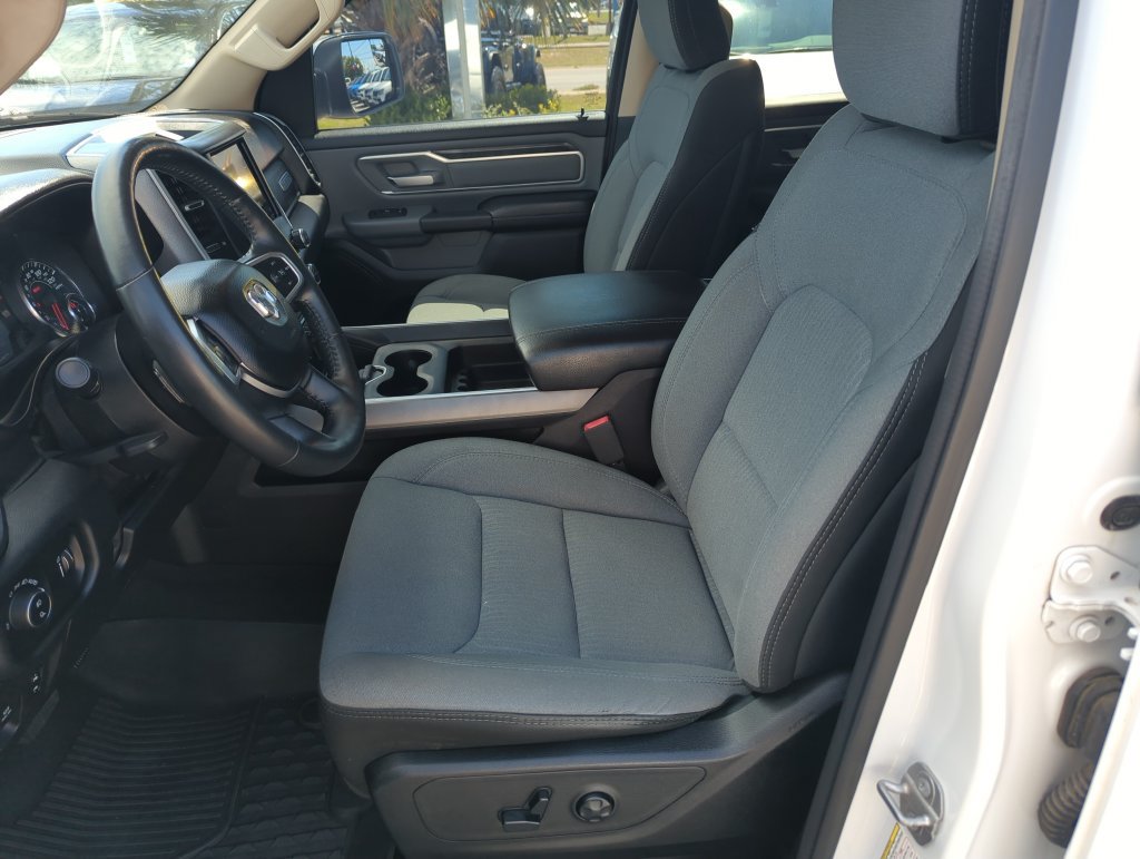 Used 2020 RAM 1500 Big Horn AWD/4WD image 11