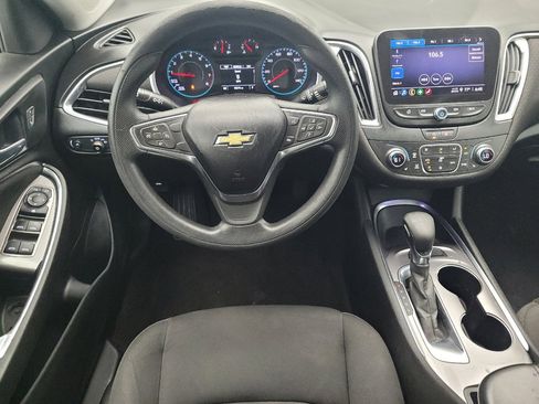 Used 2021 Chevrolet Malibu LT FWD image 22