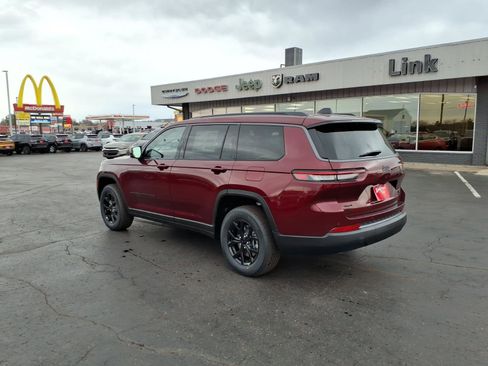 New 2026 Jeep Grand Cherokee L 4WD image 2