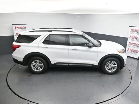 Certified 2024 Ford Explorer XLT w/ Equipment Group 202A AWD/4WD image 28