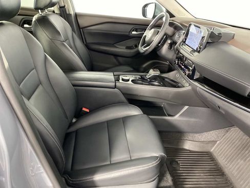 Used 2023 Nissan Rogue SL w/ SL Premium Package AWD/4WD image 11