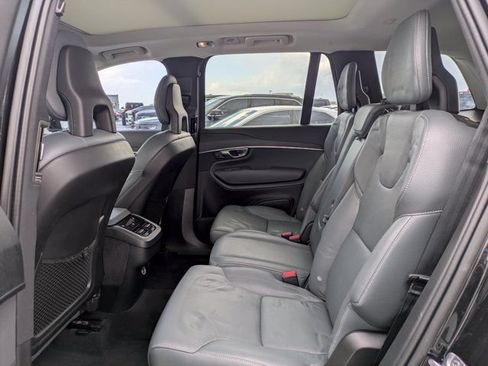 Used 2020 Volvo XC90 T6 Momentum w/ Protection Package Premier AWD/4WD image 15