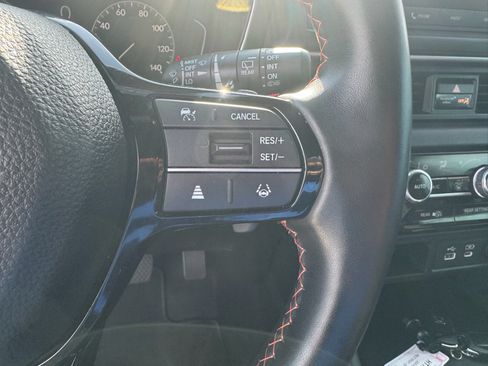 Certified 2025 Honda Pilot Sport image 14