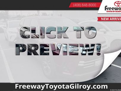 Used 2017 Toyota Highlander LE