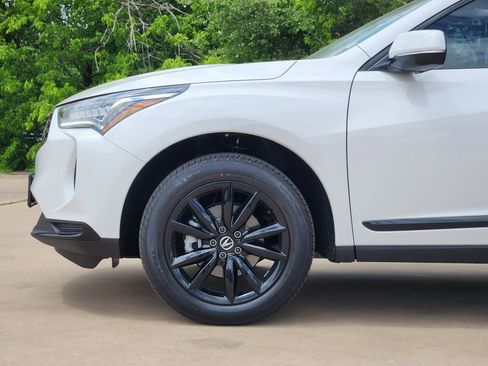 New 2026 Acura RDX SH-AWD image 9