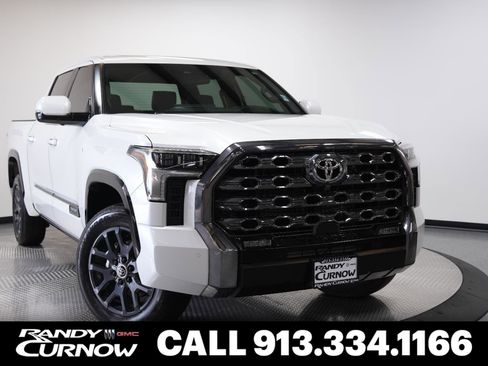 Used 2024 Toyota Tundra Platinum AWD/4WD image 1