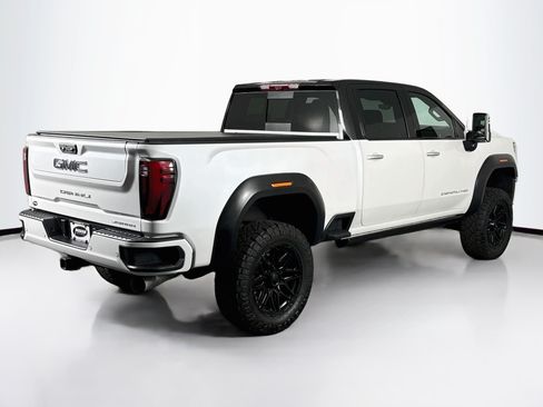 Used 2024 GMC Sierra 2500 Denali Ultimate AWD/4WD image 11