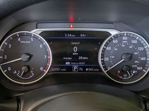 Used 2025 Nissan Sentra SV FWD image 22
