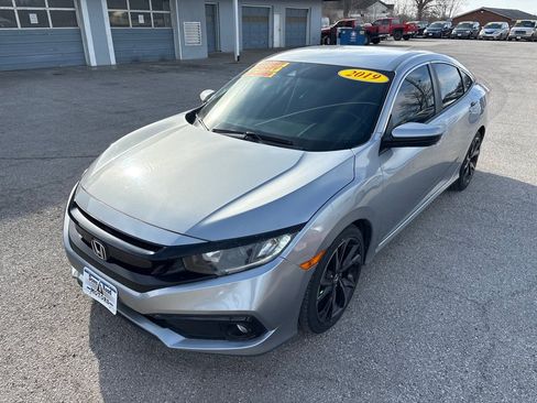 Used 2019 Honda Civic Sport image 7
