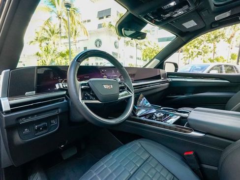 Used 2025 Cadillac Escalade Sport Platinum w/ LPO, ONYX Package image 53