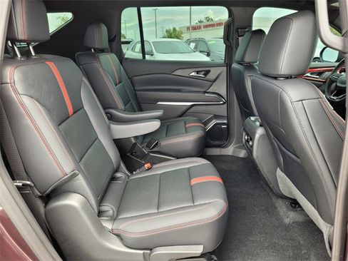 Used 2025 Chevrolet Traverse RS w/ LPO, Floor Liner Package image 21