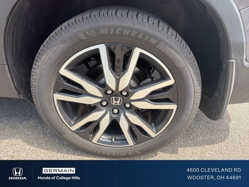 Used 2020 Honda Pilot Touring image 10