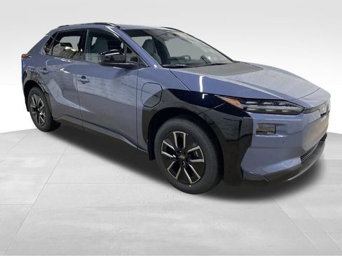 New 2026 Subaru Solterra Premium image 5