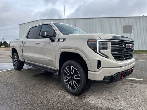 New 2026 GMC Sierra 1500 AT4 AWD/4WD image 8