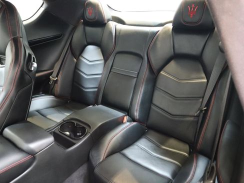 Used 2018 Maserati GranTurismo Sport image 19