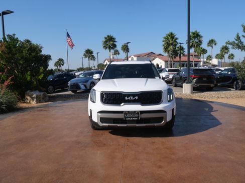Used 2023 Kia Telluride EX X-Line image 6