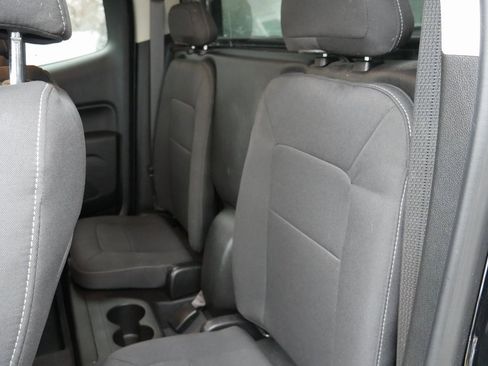 Used 2022 Chevrolet Colorado LT image 25