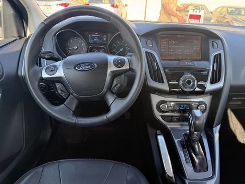 Used 2013 Ford Focus Titanium w/ Titanium Handling Pkg image 14