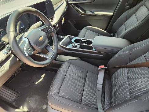 New 2027 Chevrolet Equinox LT FWD image 12
