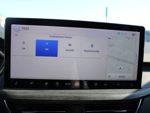 Used 2023 Ford Escape SE w/ PHEV Premium Package image 30