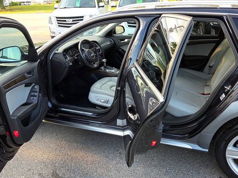 Used 2015 Audi A4 Premium Plus w/ Technology Package AWD/4WD image 22