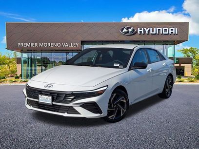 New 2025 Hyundai Elantra SEL