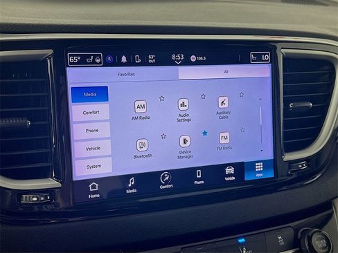 Used 2022 Chrysler Pacifica Touring-L image 19