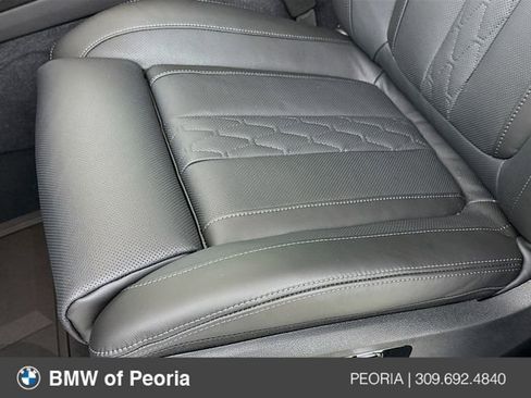 New 2026 BMW X7 M60i image 20