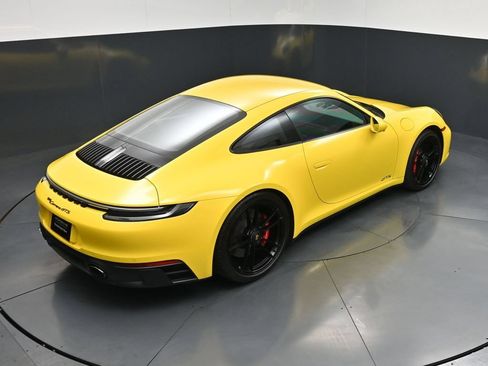 Used 2022 Porsche 911 Carrera GTS w/ Premium Package RWD image 18