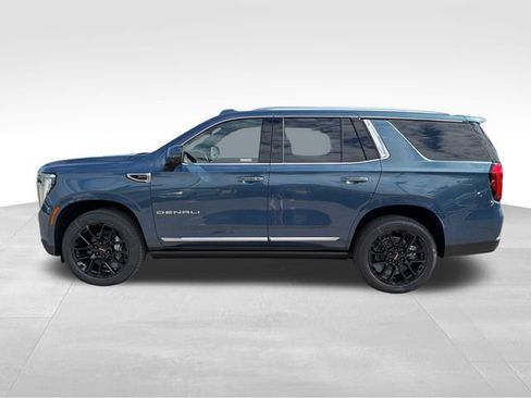 New 2026 GMC Yukon Denali w/ Denali Reserve Package AWD/4WD image 4